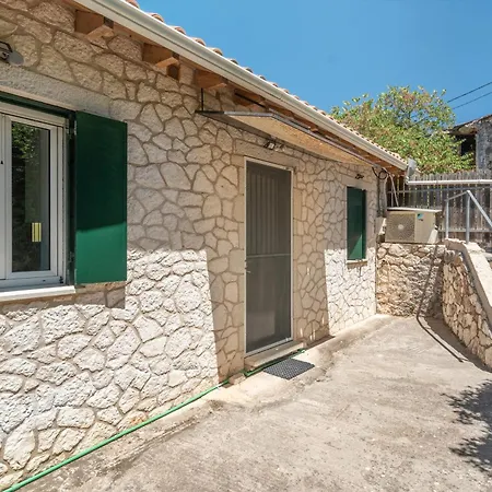 Zoe * Marandokhórion